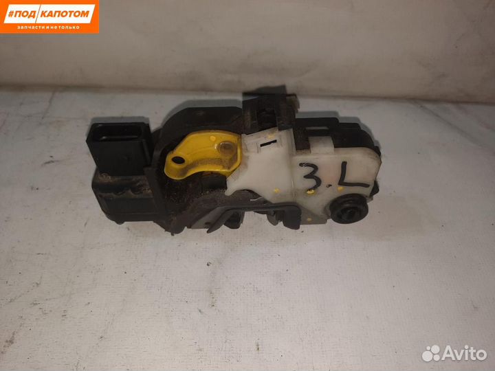 Замок двери задней левой Opel Astra J 13579555