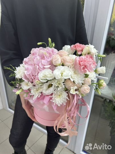 Сборная коробка с гортензией