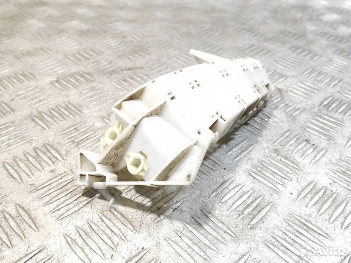 Кронштейн бампера заднего Subaru Forester S12