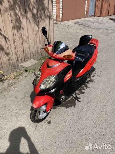 Мопед Racer