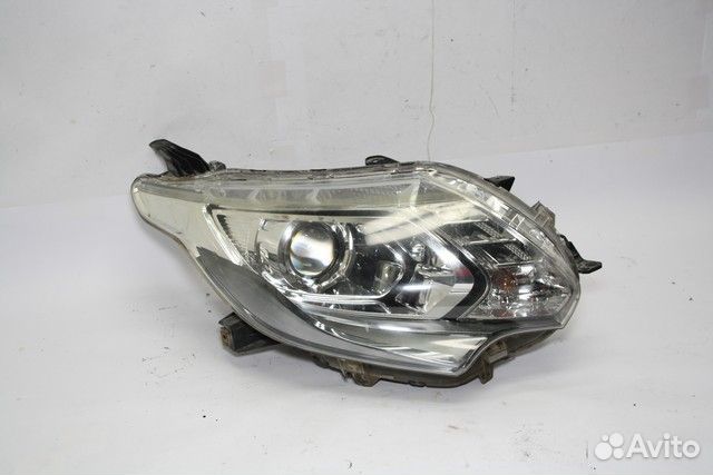 Фара 8301D322 правая Mitsubishi L200
