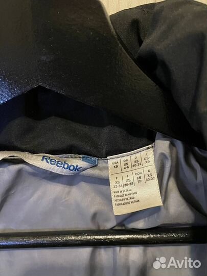 Куртка Reebok женская