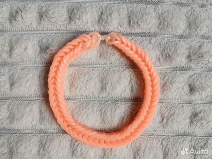 Браслет из резиночек