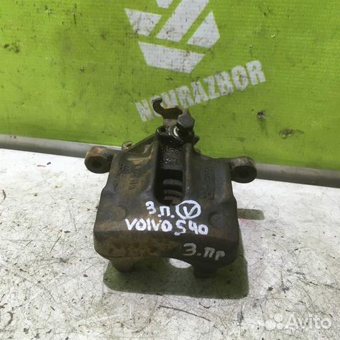 Суппорт задний правый Вольво C40