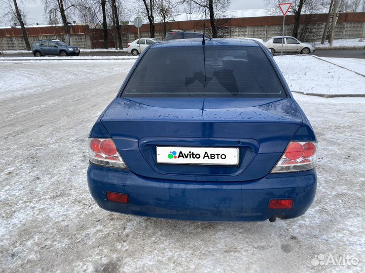 Mitsubishi Lancer 1.6 МТ, 2004, 210 000 км