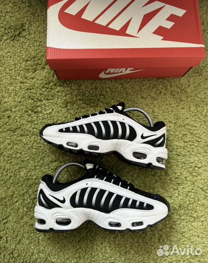 Nike air max tailwind iv white/black