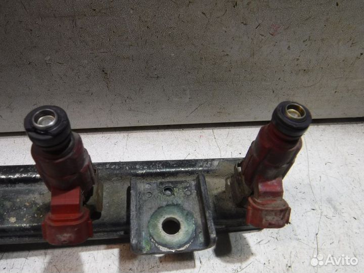 Форсунка топливная Nissan Primera P12