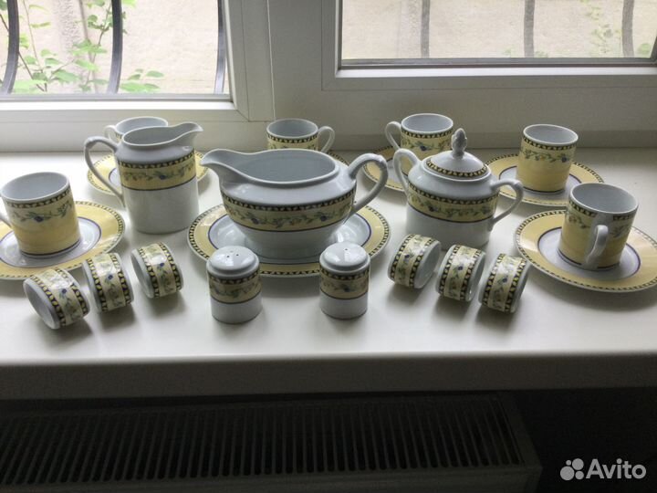 Новый фарфоровый сервиз