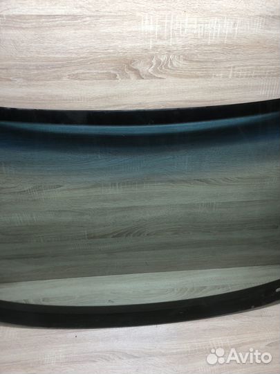 Стекло лобовое Ауди A8 D2