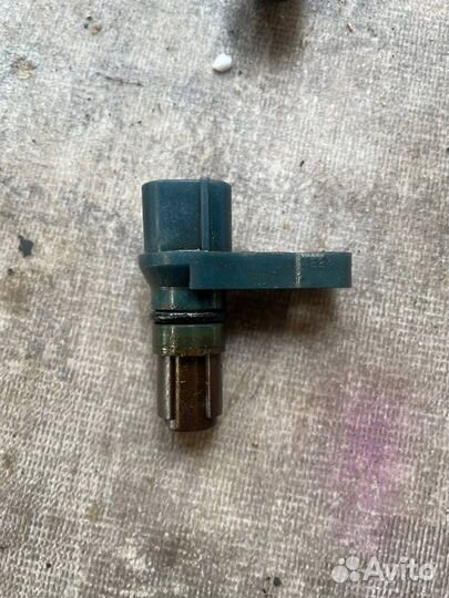 Датчик скорости 30713952