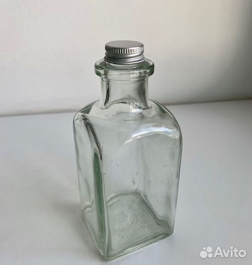 Стеклянные бутыли для декора