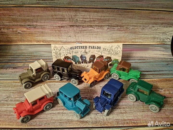 Киндер сюрприз Ретро машинки из 90х