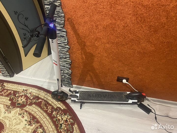 Электросамокат midway i one pro