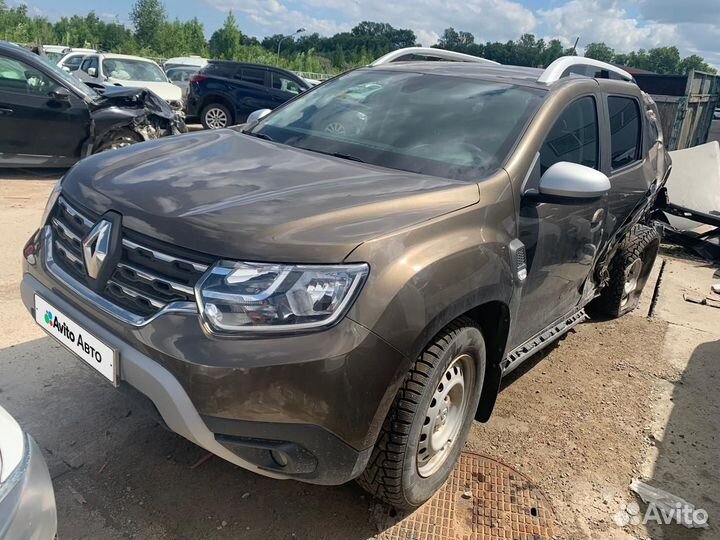 Renault Duster 2.0 МТ, 2021, битый, 34 000 км