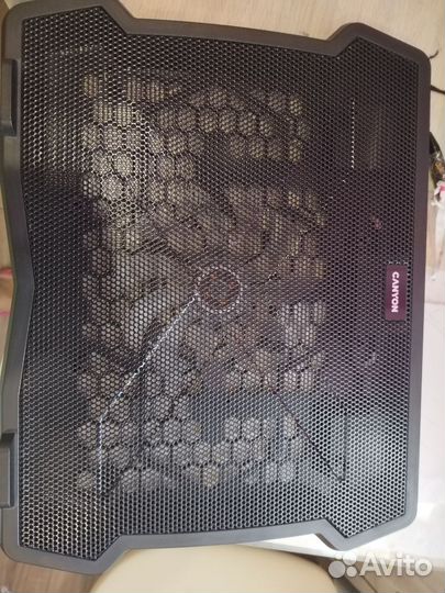 Подставка с охлаждением вентилятор