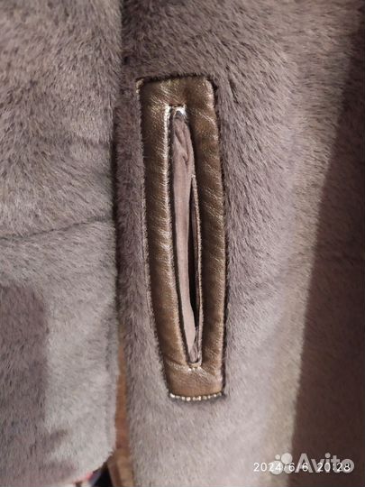 Дубленка-шубка двухсторонняя 54 рр