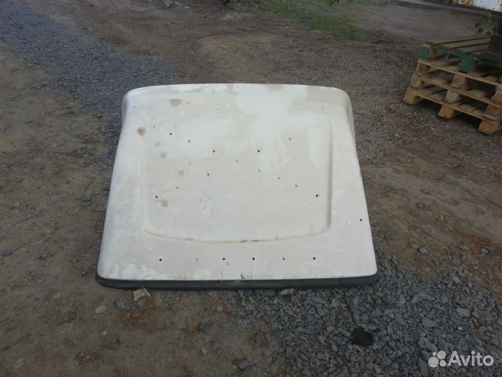 Обтекатель на Hino (спойлер)