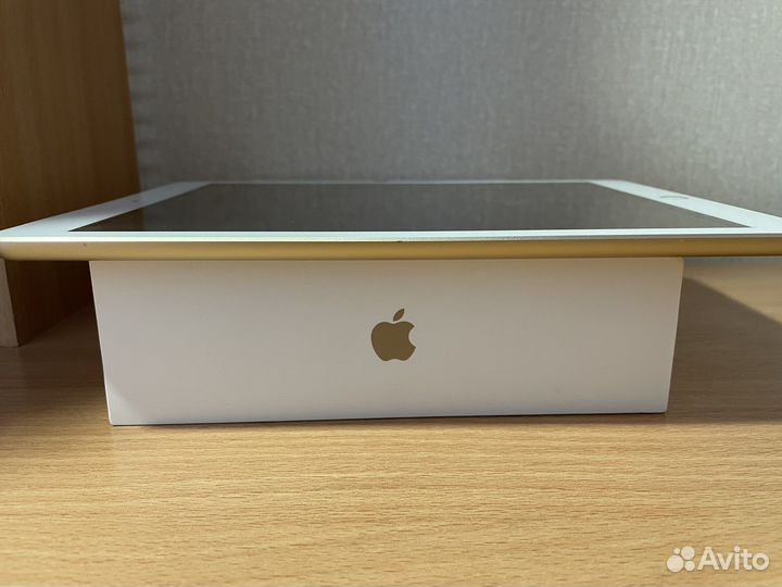 iPad 5 поколения 2017