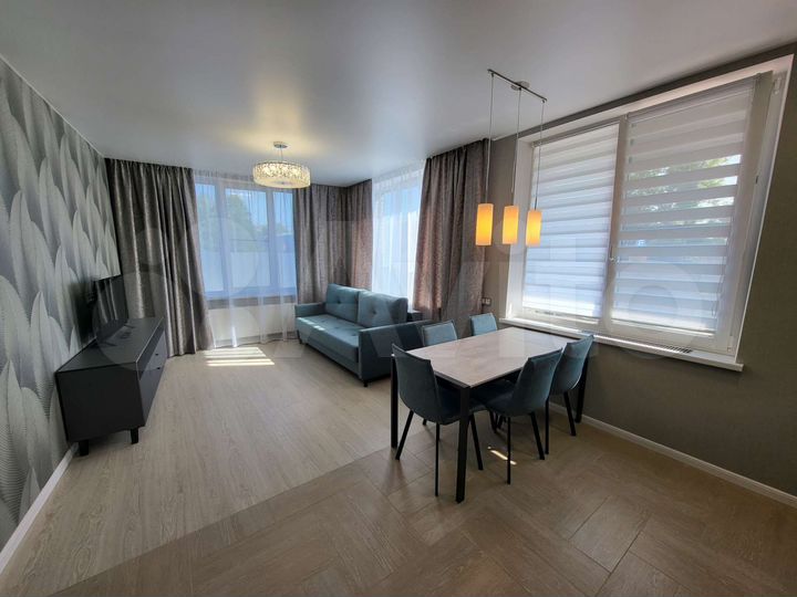 2-к. квартира, 63 м², 1/4 эт.