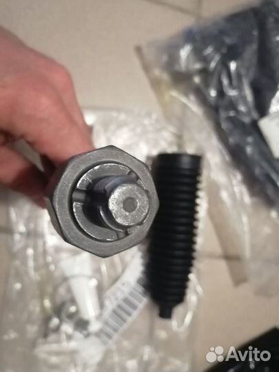 Тяга рулевая ZF Астра H Зафира B. Новая