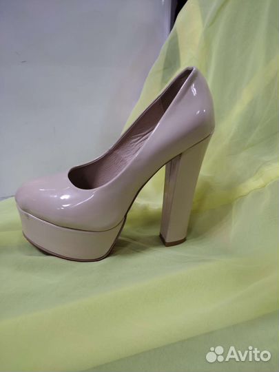 Одежда для вечеринок в стиле 60-х, 80-х, 90-х