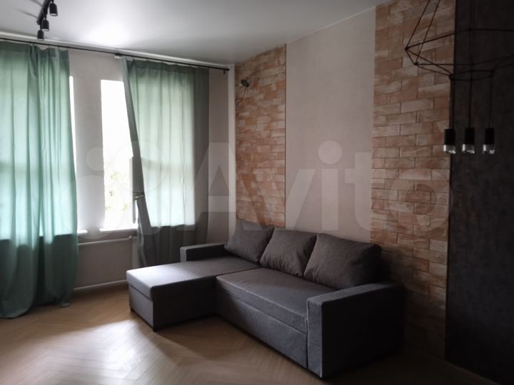 2-к. квартира, 67 м², 2/6 эт.