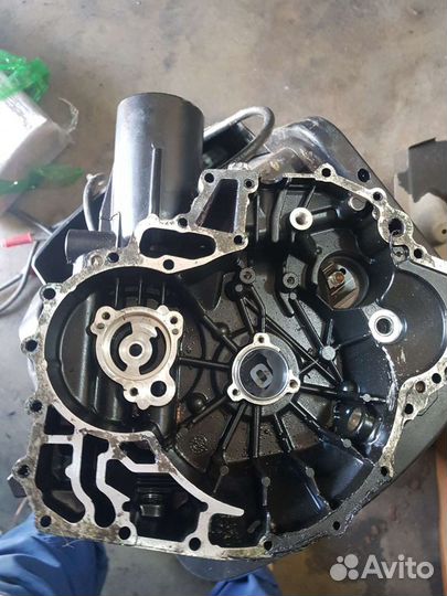 Крышка масленного насоса brp