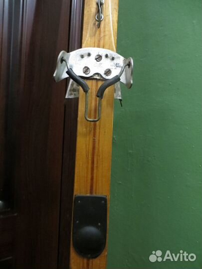 Лыжи беговые(4+3 пар), палки (2), ботинки(6)