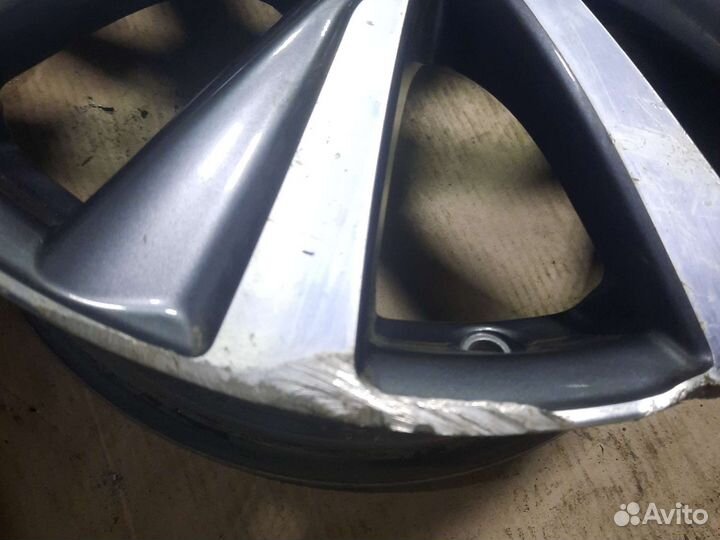 Диск R17 Lexus lx