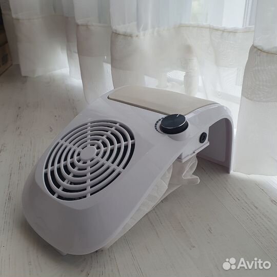 Настольный пылесос для маникюра вытяжка