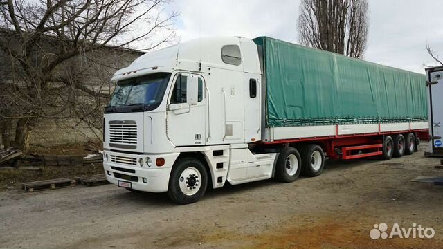 Freightliner Coronado с прицепом