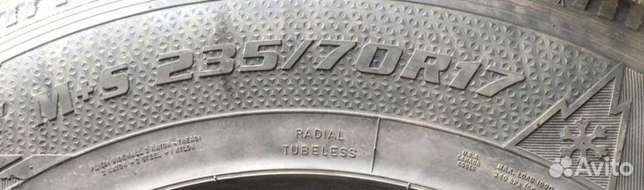 Goodyear UltraGrip 500 235/70 R17