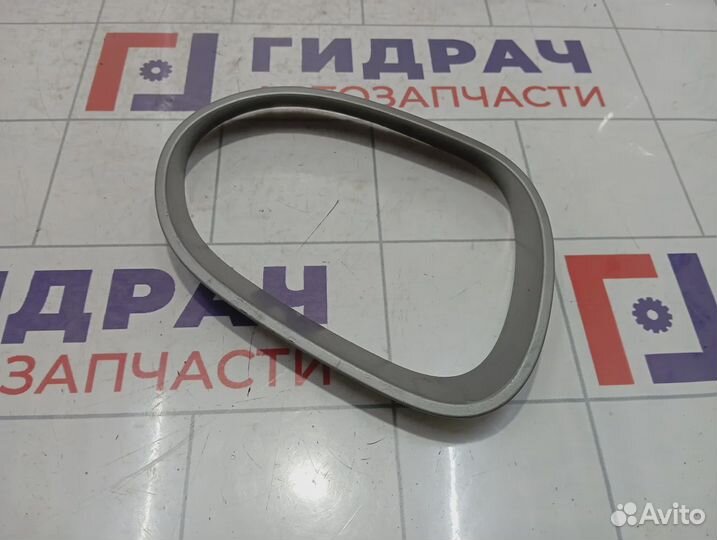 Накладка заднего бампера правая Porsche Cayenne (9PA) 7L5807838