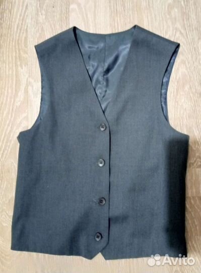 Жилет школьный