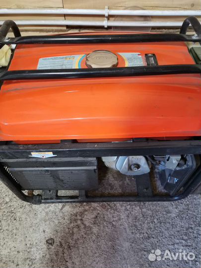 Генератор бензиновый