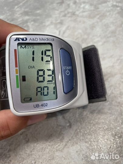 AnD UB-402 мобильный тонометр