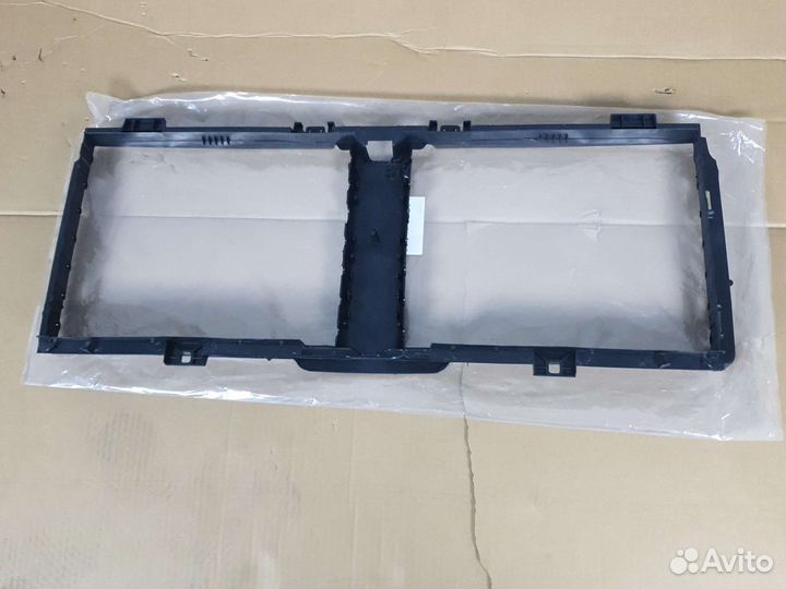 Кронштейн Мерседес w167 A1675041800