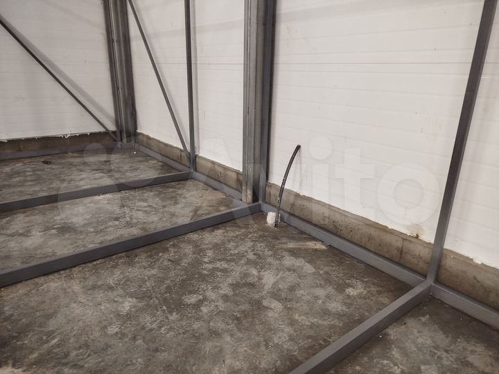 Склад, 1300 м²