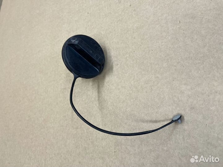 Крышка пробка бензобака Рено Колеос 1