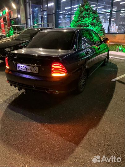 Капот на LADA priora