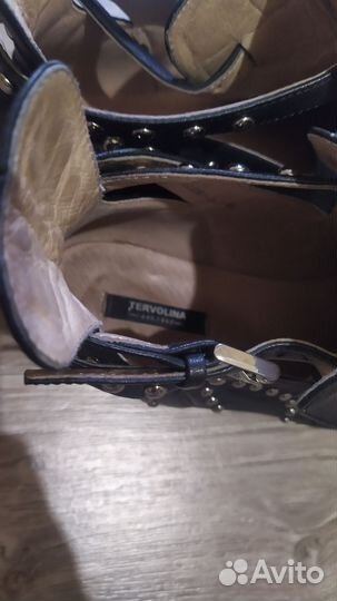 Ботинки женские