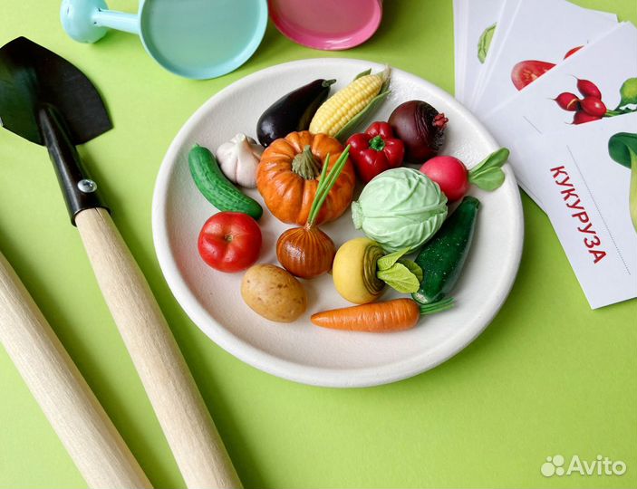 15 фигурок + инвентарь Овощи из полимерной глины