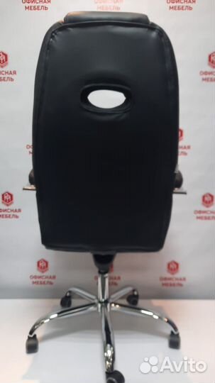 Офисное компьютерное кресло
