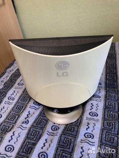 Монитор lg premium artistic series LX40