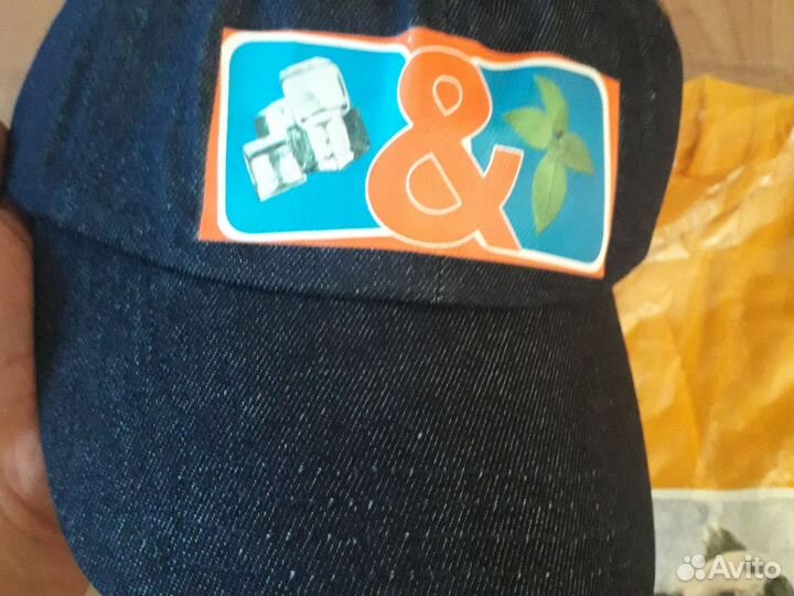 Футболка и бейсболка