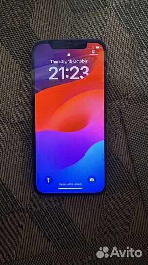 iPhone 12, 64 ГБ