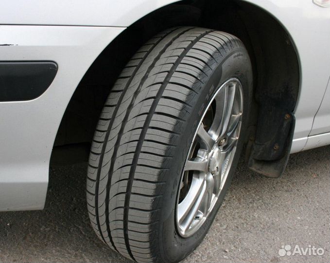Pirelli Cinturato P1 195/55 R15