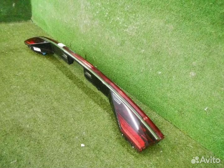 Фонарь задний (стоп сигнал) Audi A8/S8