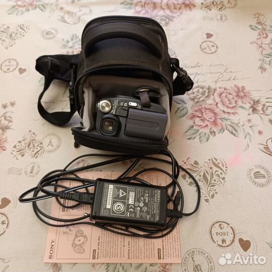 Видеокамера Sony DCR - DVD205