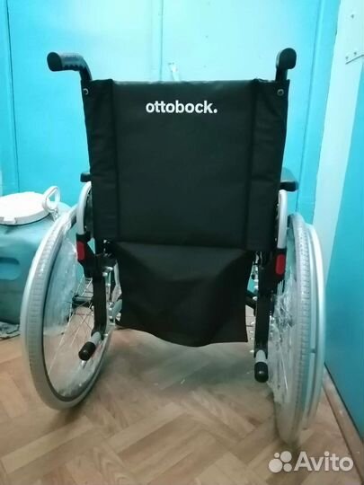 Инвалидная коляска новая